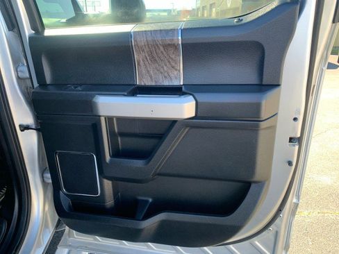Used 2019 Ford F250 Lariat w/ Lariat Ultimate Package AWD/4WD image 18