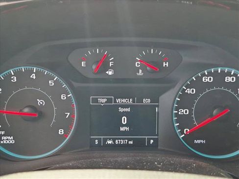 Used 2023 Chevrolet Traverse LS w/ Safety Package AWD/4WD image 9