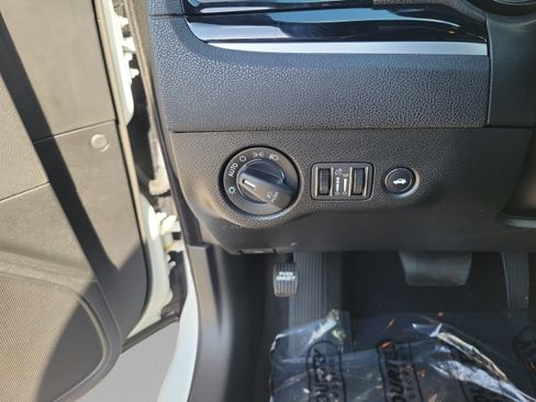 Used 2023 Chrysler 300 S RWD image 26