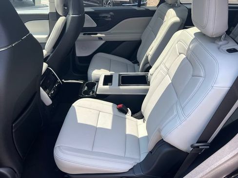 New 2026 Lincoln Aviator Reserve AWD/4WD image 22