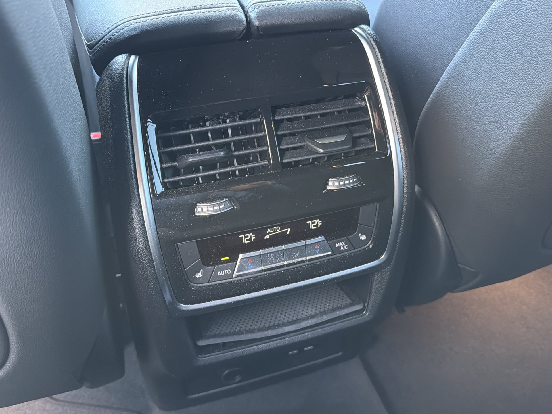 Used 2025 BMW X5 sDrive40i w/ Climate Comfort Package RWD image 18