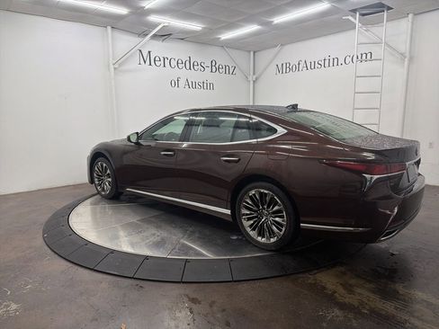 Used 2018 Lexus LS 500 AWD w/ Luxury Package image 3