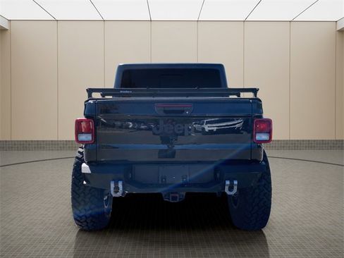 Certified 2022 Jeep Gladiator Willys image 4