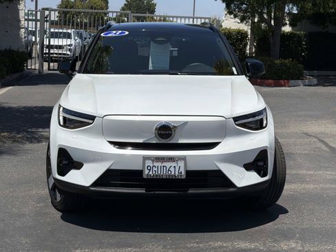 Certified 2023 Volvo XC40 Recharge Ultimate AWD/4WD image 2