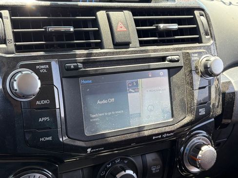 Used 2019 Toyota 4Runner TRD Off-Road Premium AWD/4WD image 8