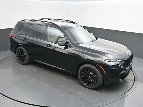 New 2026 BMW X7 xDrive40i w/ M Sport Package AWD/4WD image 43