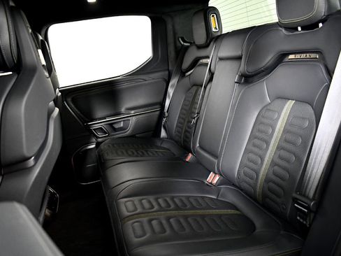 Used 2022 Rivian R1T Launch Edition image 22