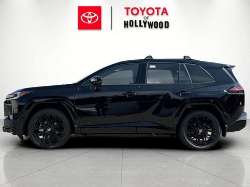 New 2026 Toyota RAV4 XSE AWD/4WD image 9