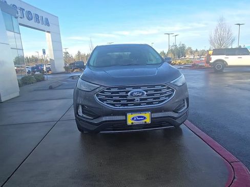 Used 2019 Ford Edge Titanium w/ Equipment Group 301A image 7