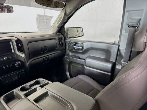 Used 2022 Chevrolet Silverado 1500 Custom image 24