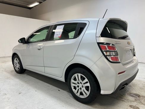 Used 2020 Chevrolet Sonic LT image 10