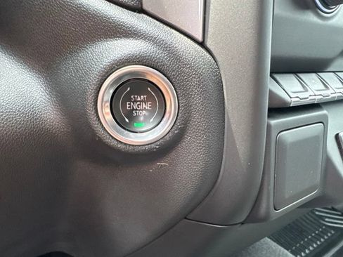 Used 2023 Chevrolet Silverado 1500 Custom AWD/4WD image 11