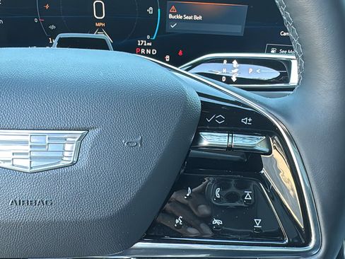 Used 2025 Cadillac Lyriq Luxury image 22