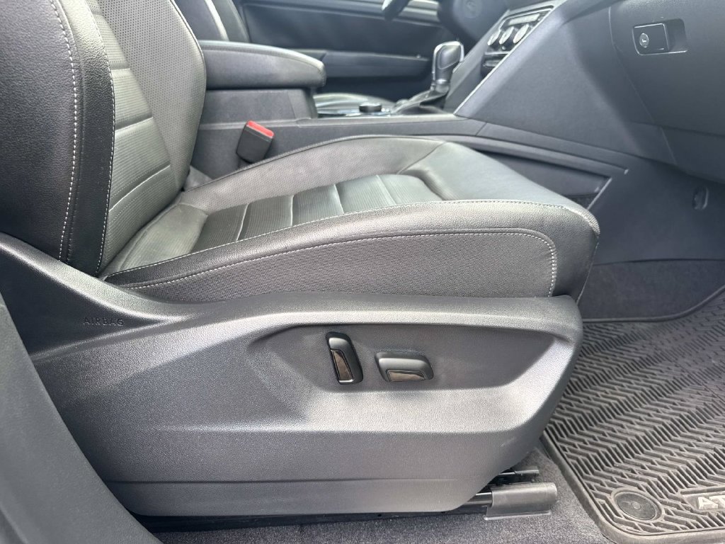 Used 2019 Volkswagen Atlas SEL Premium AWD/4WD image 13