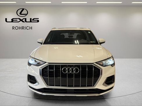Used 2019 Audi Q3 2.0T Premium image 2