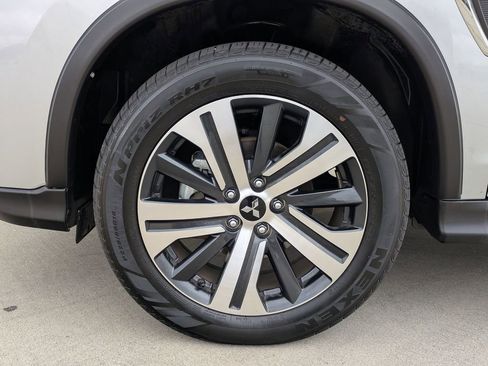 Used 2025 Mitsubishi Outlander Sport SE AWD/4WD image 31