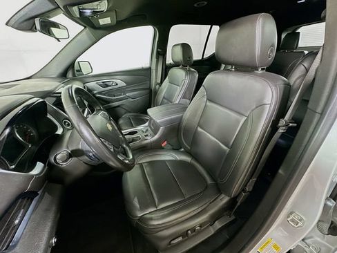 Used 2022 Chevrolet Traverse LT AWD/4WD image 25