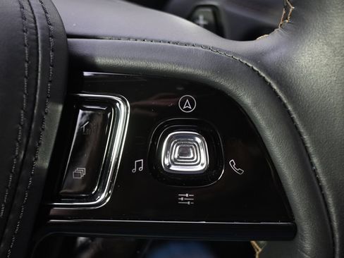 New 2026 Lincoln Aviator Reserve AWD/4WD image 35