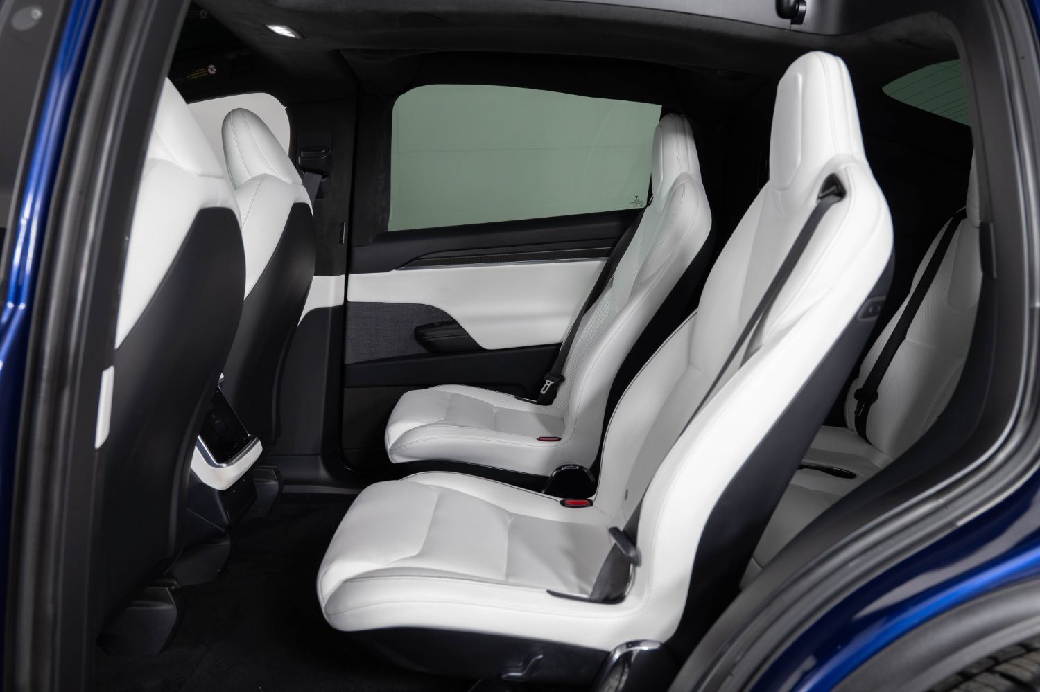 Used 2023 Tesla Model X Plaid AWD/4WD image 18