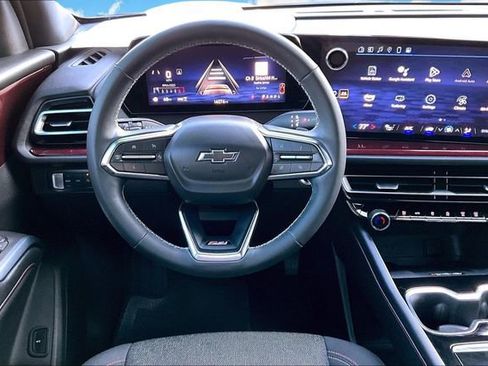 Certified 2024 Chevrolet Traverse Z71 image 5