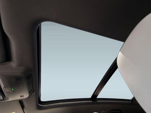 Certified 2026 Volkswagen Tiguan SE R-Line FWD image 21