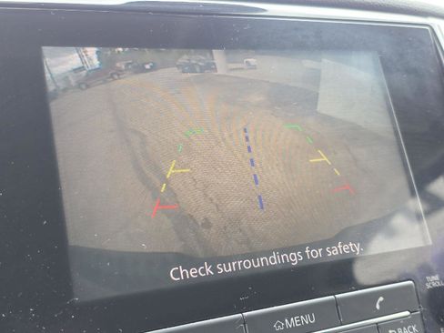 Used 2021 Nissan Titan SV AWD/4WD image 20