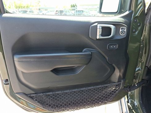 Used 2020 Jeep Wrangler Unlimited Sport image 14