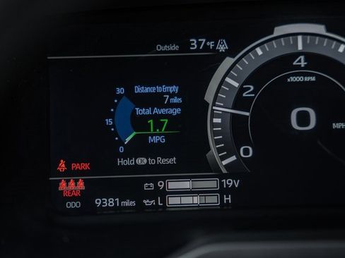 Used 2025 Toyota Tundra Limited image 46