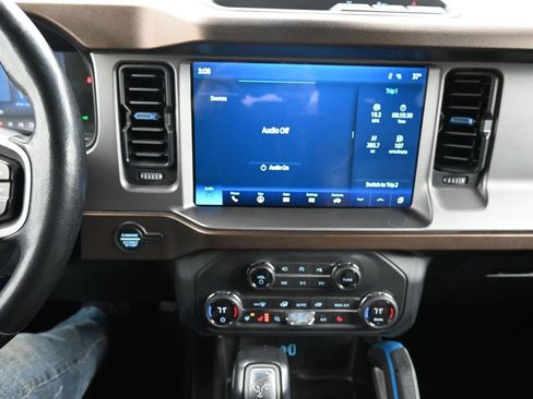 Used 2021 Ford Bronco Outer Banks image 16