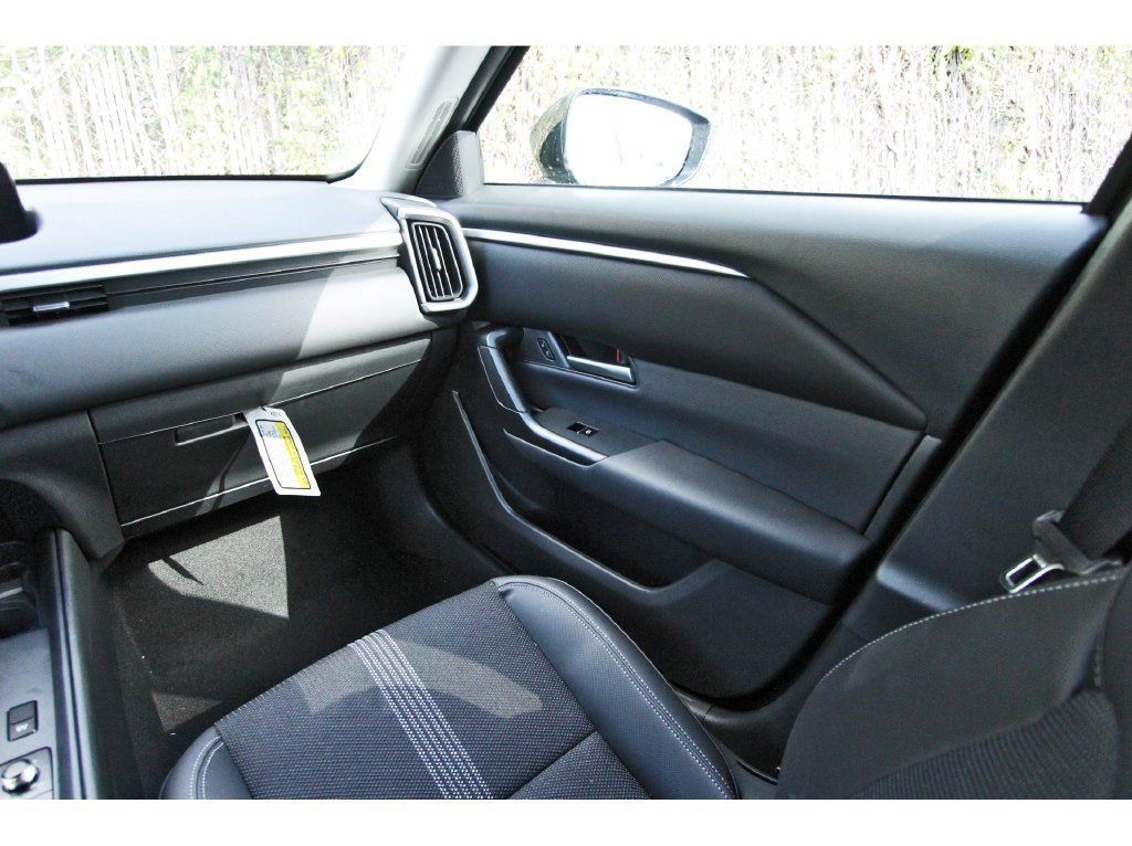 Certified 2026 MAZDA CX-50 2.5 Hybrid w/ Weather Package AWD/4WD image 8