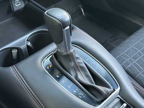 Used 2025 Honda HR-V Sport image 16