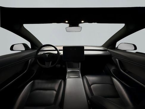 Used 2018 Tesla Model 3 Long Range image 15