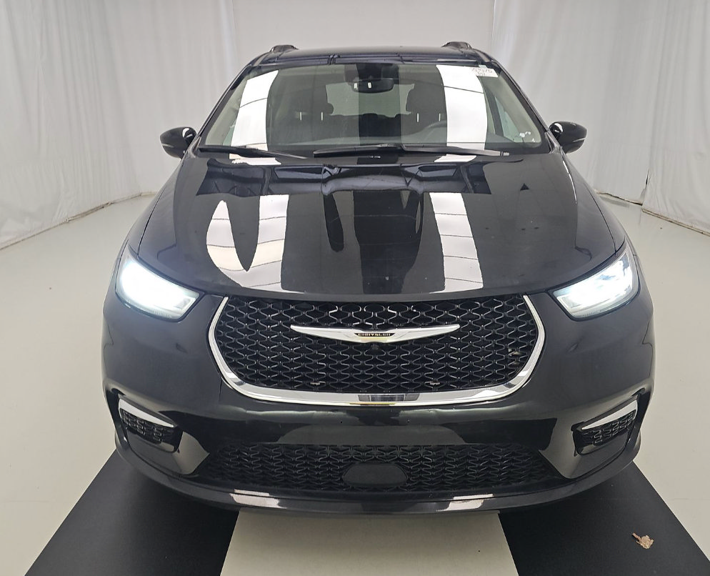 Used 2022 Chrysler Pacifica Touring-L AWD/4WD image 19