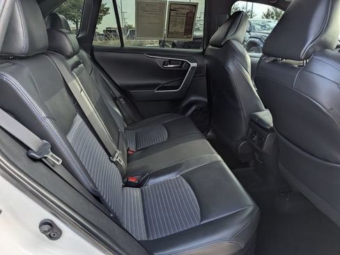 Used 2022 Toyota RAV4 XSE AWD/4WD image 31
