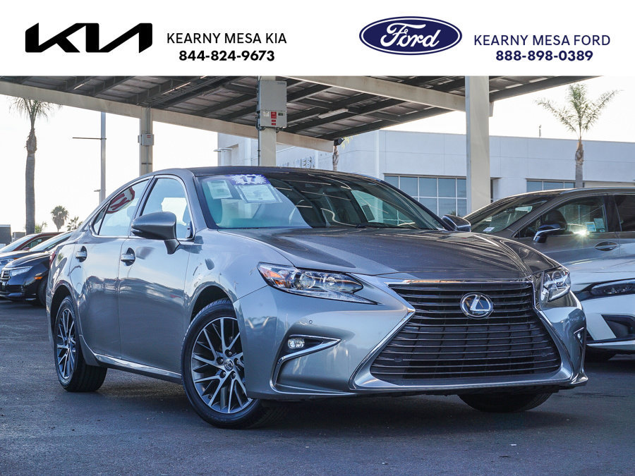 Used 2017 Lexus ES 350 w/ Navigation System Package FWD image 1