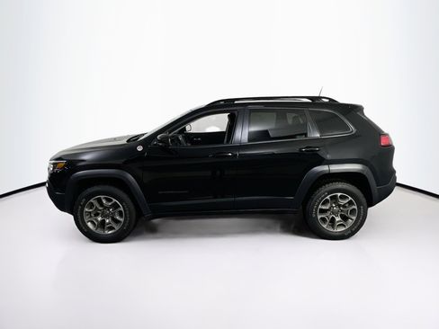 Used 2022 Jeep Cherokee Trailhawk image 8