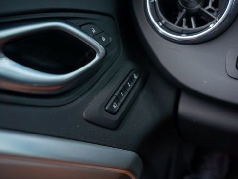 Used 2022 Chevrolet Camaro ZL1 RWD image 16