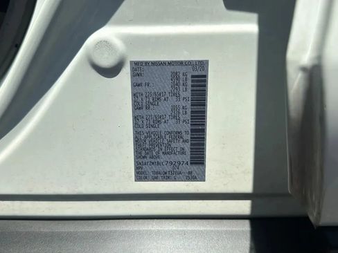 Used 2020 Nissan Rogue SV FWD image 27