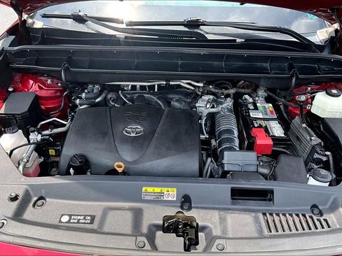 Used 2020 Toyota Highlander Platinum AWD/4WD image 10