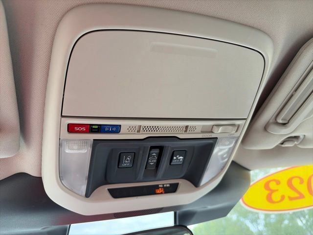 Used 2023 Subaru Forester Premium AWD/4WD image 15