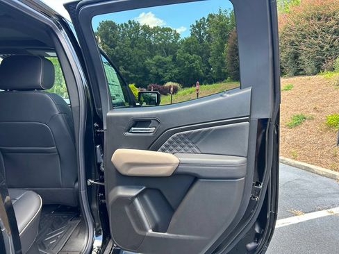 New 2026 GMC Canyon Denali w/ LPO, Denali Black Edition AWD/4WD image 58
