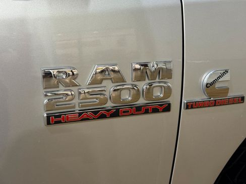Used 2015 RAM 2500 Tradesman w/ Chrome Appearance Group AWD/4WD image 29