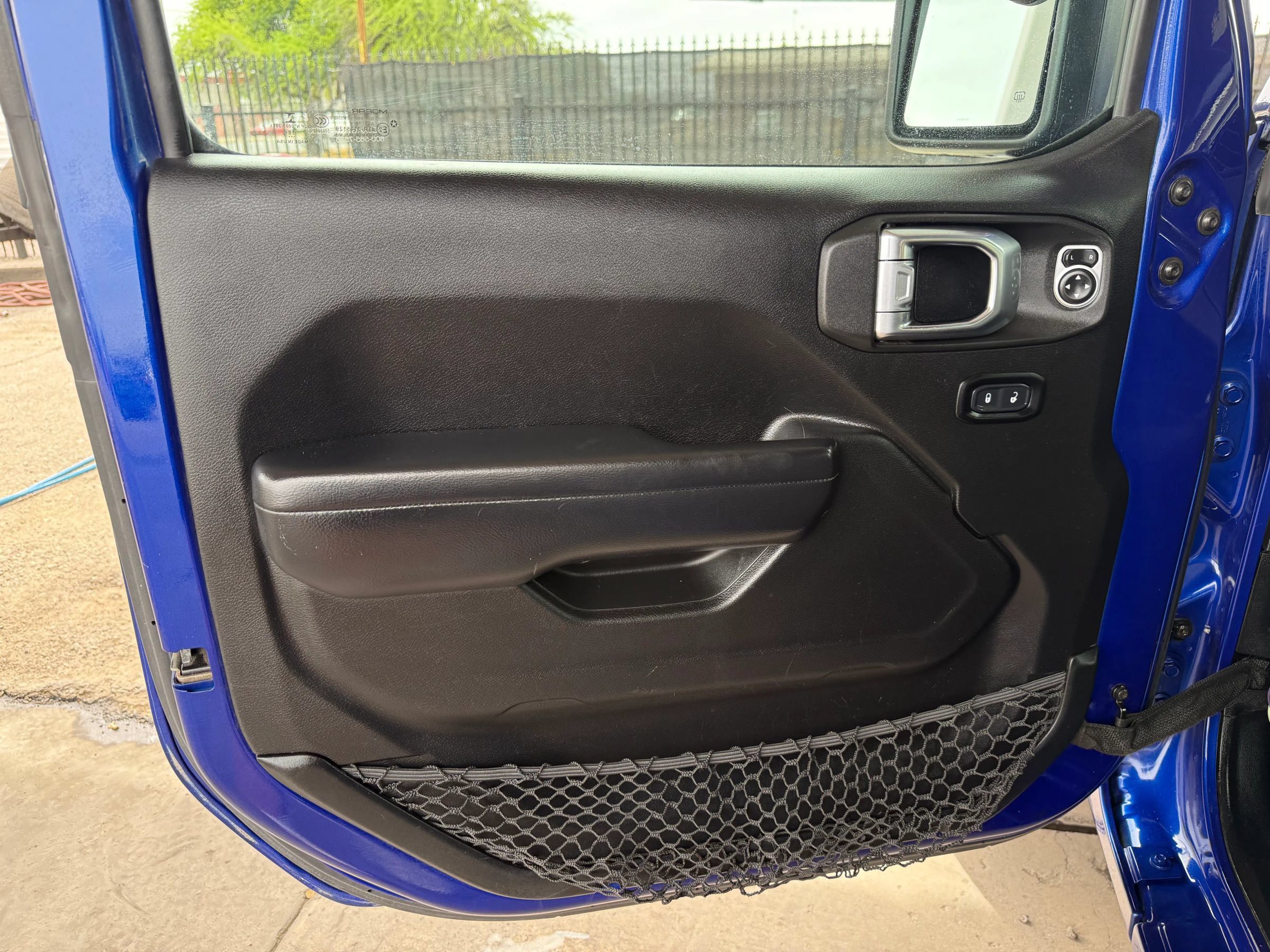 Used 2019 Jeep Wrangler Sport AWD/4WD image 10