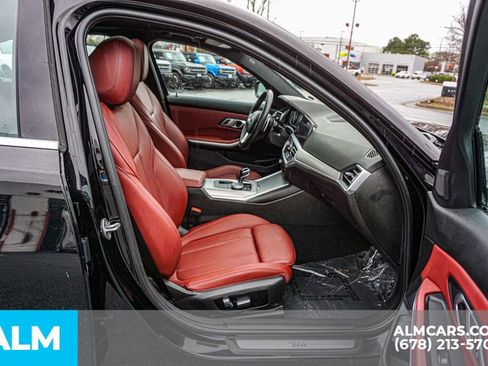 Used 2022 BMW 330i Sedan w/ Driving Assistance Package image 23