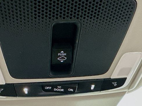 Used 2023 Honda Civic Touring image 12