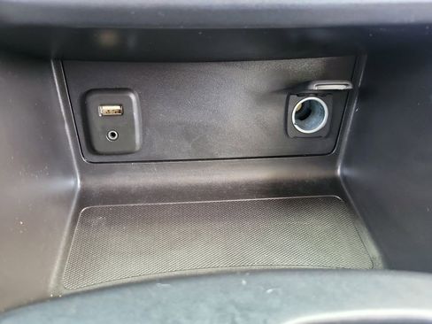 Used 2018 Chevrolet Colorado W/T w/ Custom Special Edition image 11