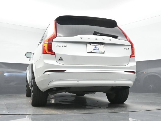 Used 2025 Volvo XC90 B6 Plus w/ Protection Package Premier AWD/4WD image 15