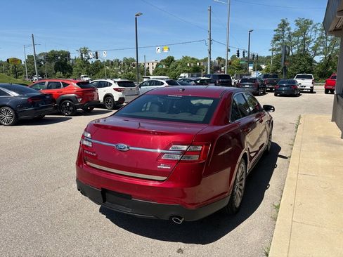 Used 2017 Ford Taurus SEL FWD image 6