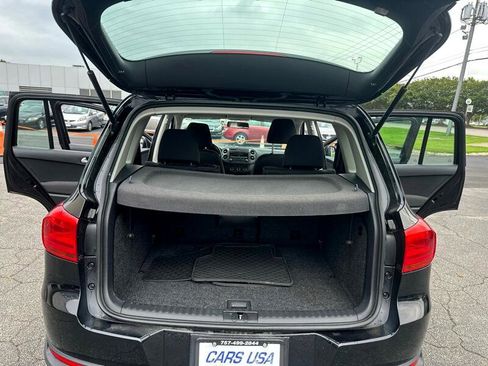 Used 2013 Volkswagen Tiguan S image 18