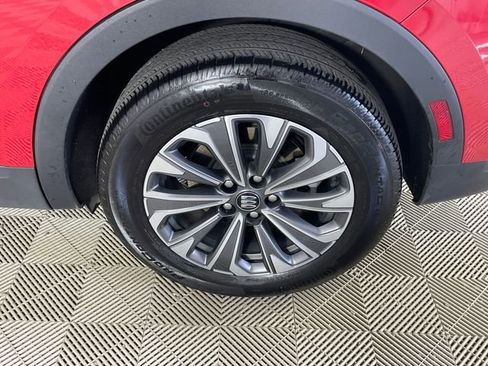Certified 2025 Buick Envision Preferred AWD/4WD image 15